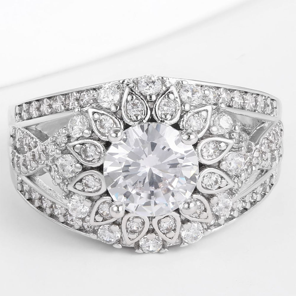 Arany tónusú Emporia Ötvözetű Gyűrű Fehér Emporia® Kristállyal