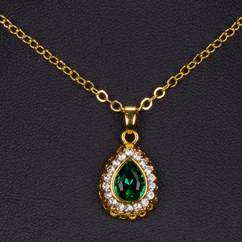 Arany tónusú Emporia Ötvözetű Szett Zöld Emporia® Kristállyal és Fehér Emporia® Kristállyal ( Nyaklánc+Fülbevaló+Karkötő+Gyűrű+Medál )