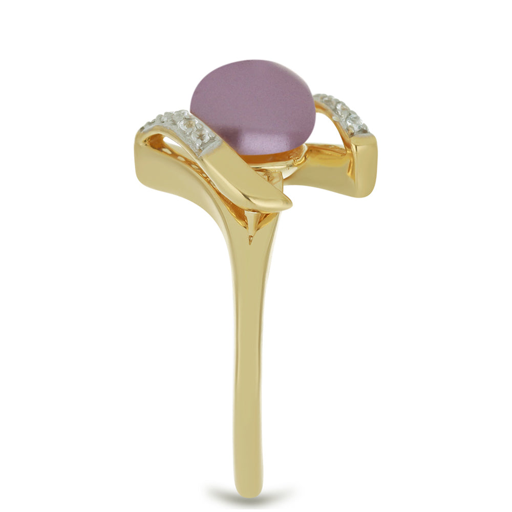 Arannyal Bevont Ezüst Gyűrű Lila színű Édesvízi Kagylógyönggyel és Fehér Topázzal