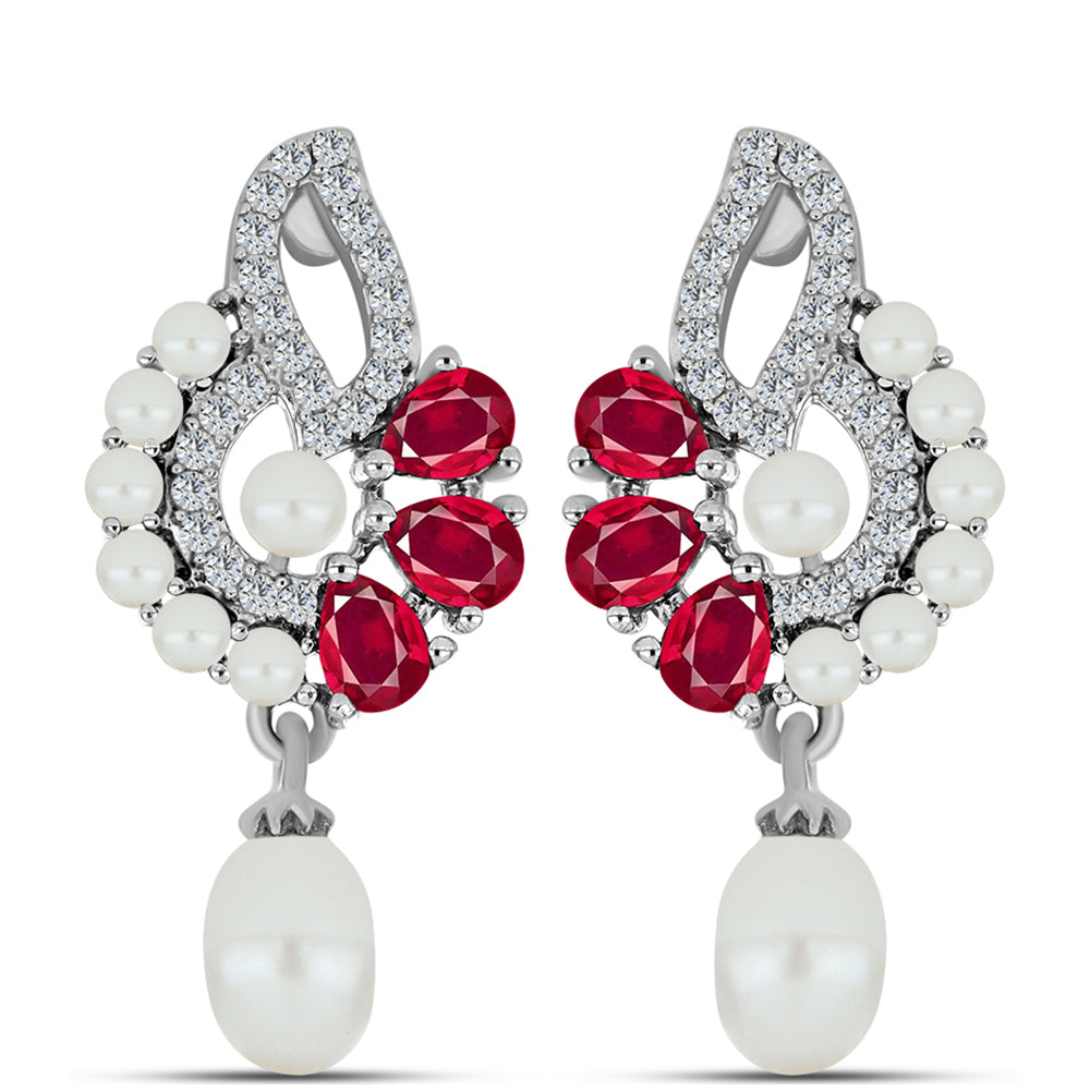 Ezüst Fülbevaló Madagaszkári Rubinnal és Fehér Édesvízi Kagylógyönggyel